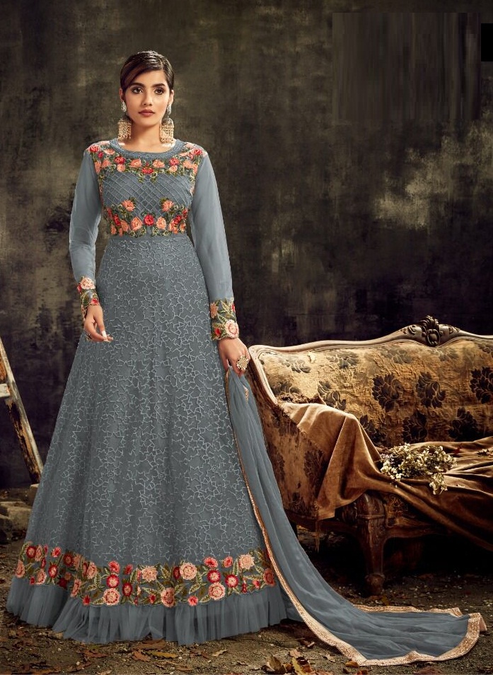 25 Latest Designs Long Dresses For Women with Trendy Look